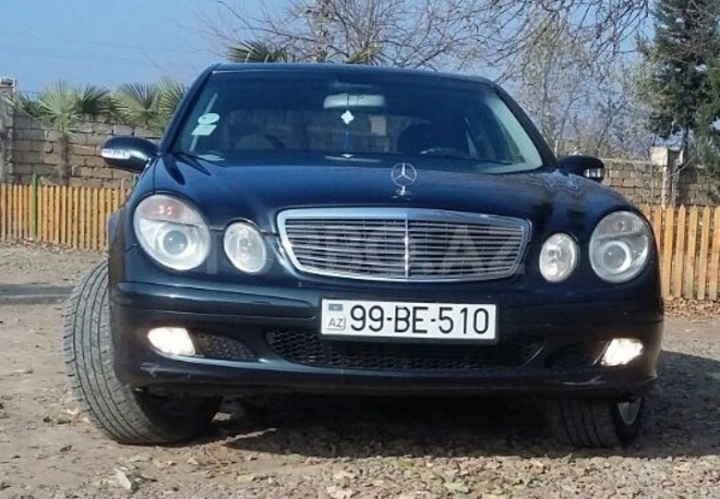 Mercedes E 220 2002, 104,567 km - 2.2 л - Cəlilabad