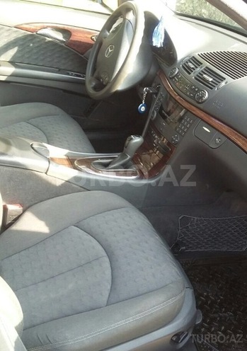 Mercedes E 220 2002, 104,567 km - 2.2 л - Cəlilabad