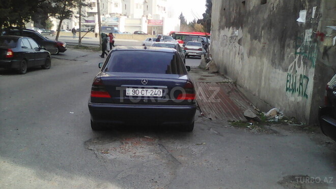 Mercedes C 240 1999, 307,000 km - 2.4 l - Bakı