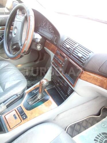 BMW 523 1997, 361,000 km - 2.5 l - Bakı