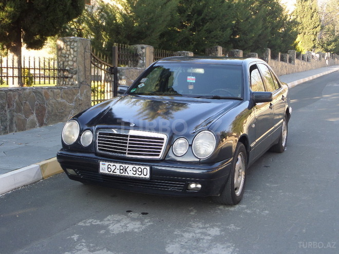 Mercedes E 280 1998, 269,618 km - 2.8 l - Zaqatala