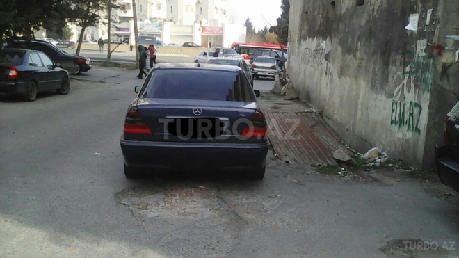 Mercedes CLK 240 1999, 307,000 km - 2.4 l - Bakı