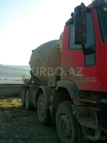 Iveco  2002, 400,000 km - 4.8 l - Bakı