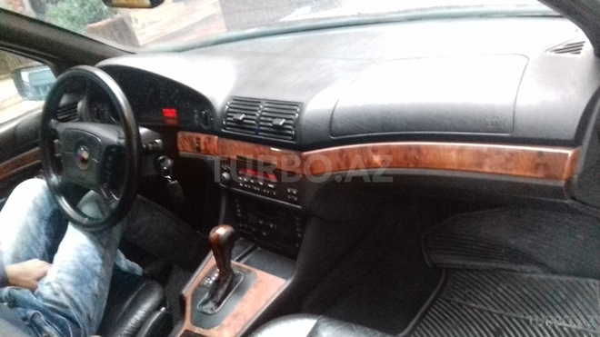 BMW 528 1996, 350,000 km - 2.8 l - Bakı