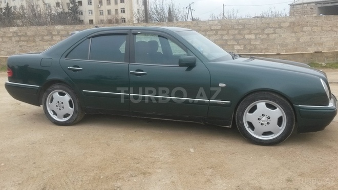 Mercedes E 240 1998, 187,484 km - 2.4 l - Bakı