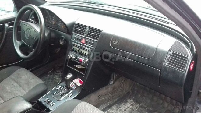 Mercedes C 240 1999, 303,000 km - 2.4 l - Bakı