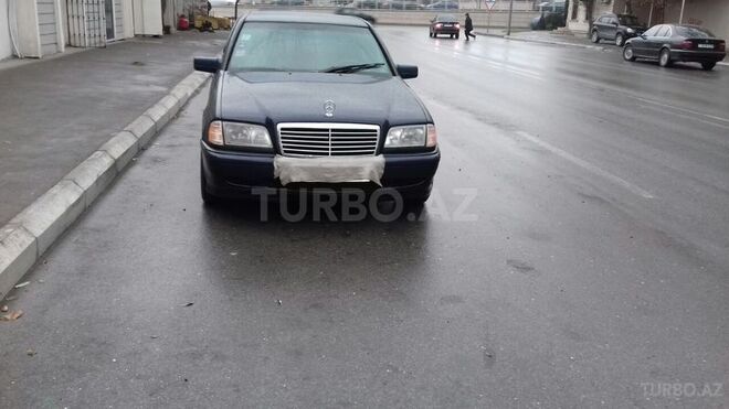 Mercedes C 240 1999, 303,000 km - 2.4 l - Bakı