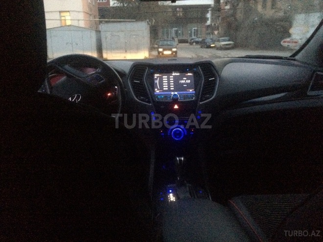 Hyundai Santa Fe 2012, 43,000 km - 2.4 л - Bakı