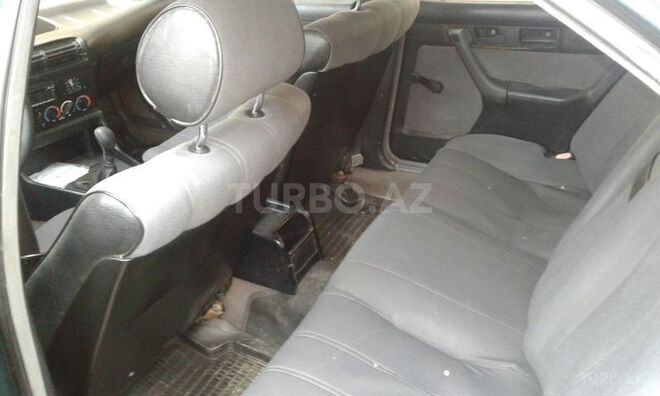 BMW 520 1990, 200 km - 0.2 л - Bakı