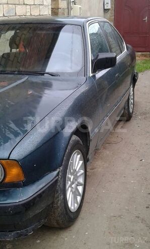 BMW 520 1990, 200 km - 0.2 л - Bakı
