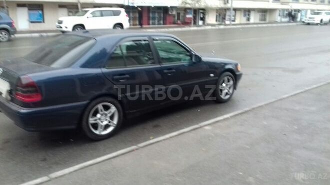 Mercedes C 240 1999, 250,000 km - 2.4 l - Bakı