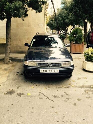 Opel Astra 1995, 300,532 km - 1.6 l - Bakı