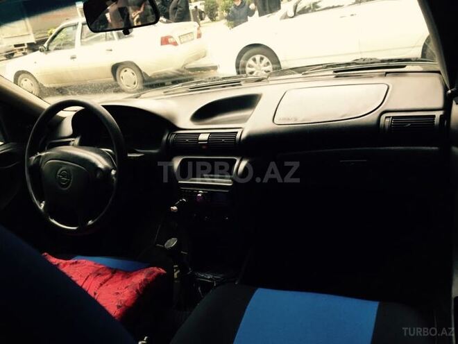 Opel Astra 1995, 300,532 km - 1.6 l - Bakı