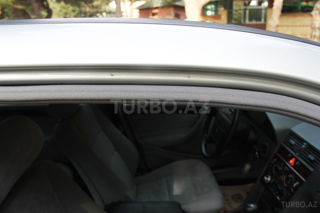 Mercedes C 180 1998, 122,360 km - 1.8 l - Bakı