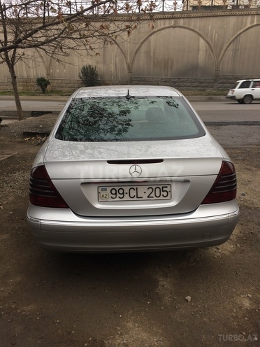 Mercedes E 220 2002, 265,000 km - 2.2 l - Bakı