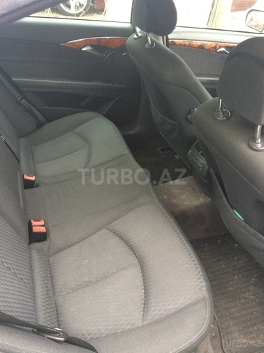 Mercedes E 220 2002, 265,000 km - 2.2 l - Bakı
