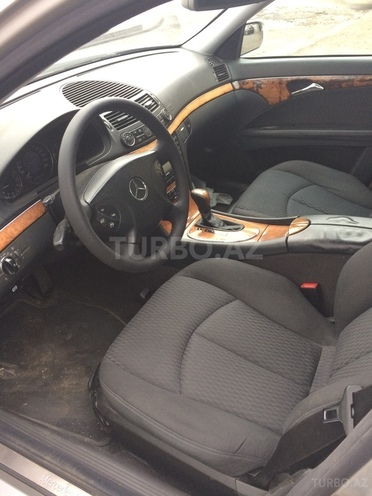 Mercedes E 220 2002, 265,000 km - 2.2 l - Bakı