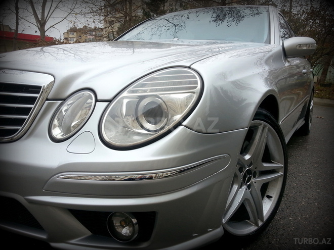 Mercedes E 320 2002, 243,000 km - 3.2 l - Bakı