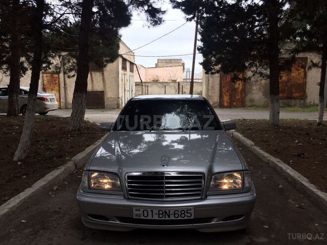 Mercedes C 220 1996, 301,000 km - 2.2 л - Sumqayıt