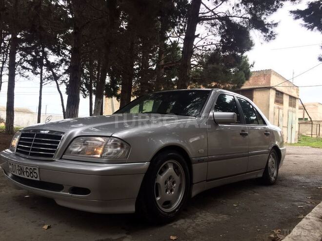 Mercedes C 220 1996, 301,000 km - 2.2 л - Sumqayıt