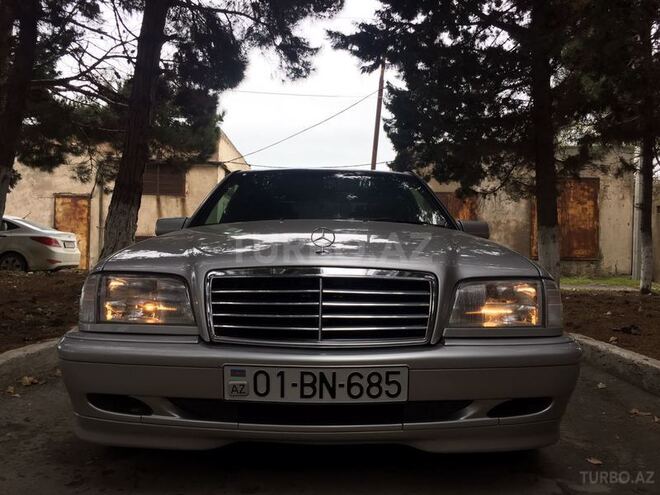 Mercedes C 220 1996, 301,000 km - 2.2 л - Sumqayıt