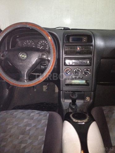 Opel Astra 1998, 330,000 km - 1.6 l - Bakı