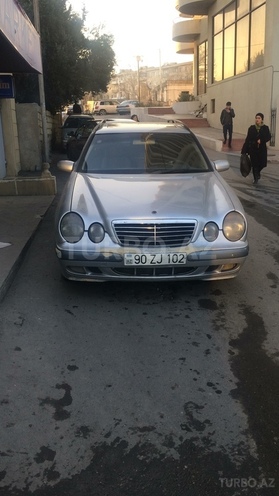 Mercedes E 220 2002, 560,000 km - 2.2 l - Bakı