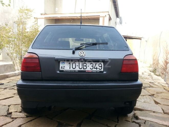 Volkswagen Golf 1993, 380,800 km - 1.6 l - Bakı