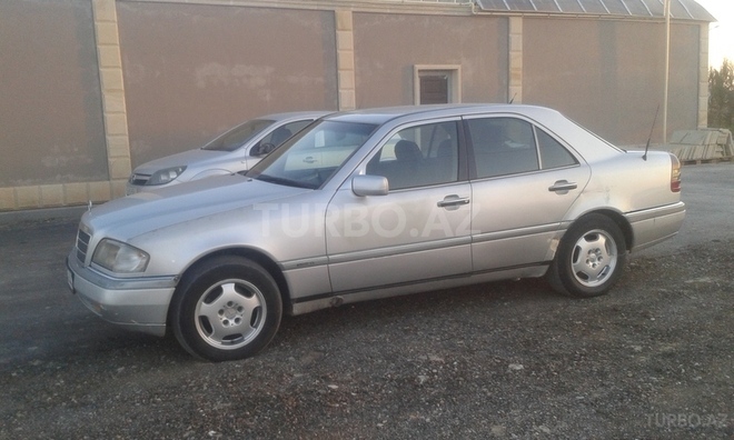 Mercedes C 220 1993, 620,000 km - 2.2 л - Bakı