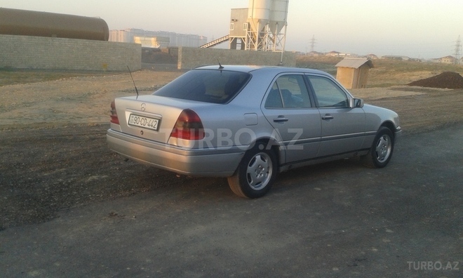 Mercedes C 220 1993, 620,000 km - 2.2 л - Bakı