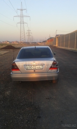 Mercedes C 220 1993, 620,000 km - 2.2 л - Bakı