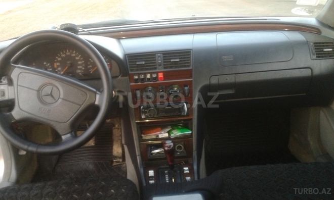 Mercedes C 220 1993, 620,000 km - 2.2 л - Bakı