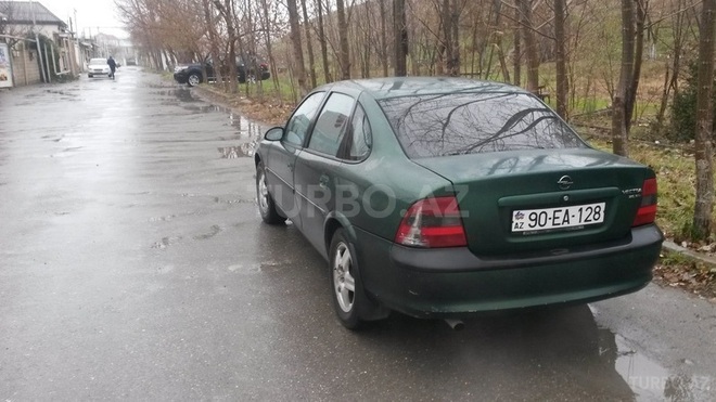 Opel Vectra 1997, 290,000 km - 2.0 l - Bakı