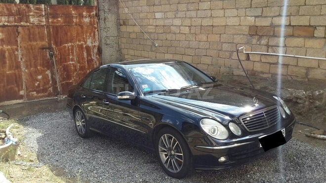 Mercedes E 350 2005, 255,000 km - 3.5 л - Bakı