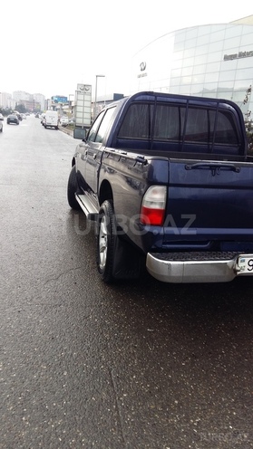 Mitsubishi L200 2005, 280,000 km - 2.5 l - Bakı