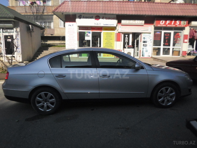 Volkswagen Passat 2007, 130,000 km - 2.0 л - Bakı