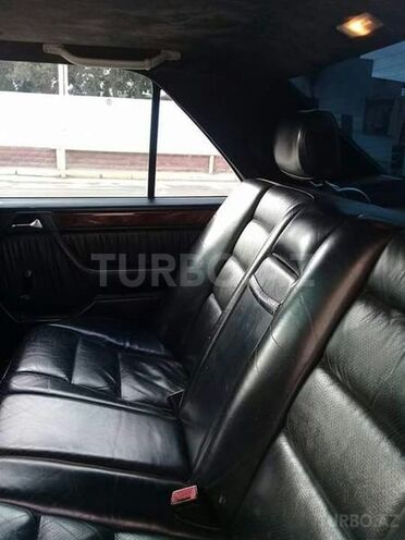 Mercedes E 300 1992, 396,000 km - 3.0 l - Sumqayıt