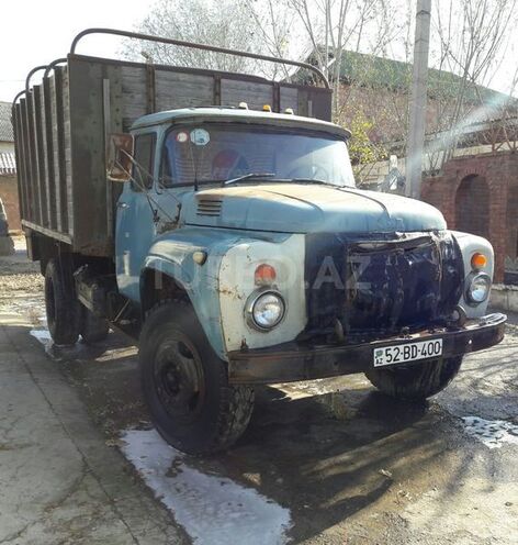 ZIL 130 1986, 122,000 km - 6.0 l - Salyan
