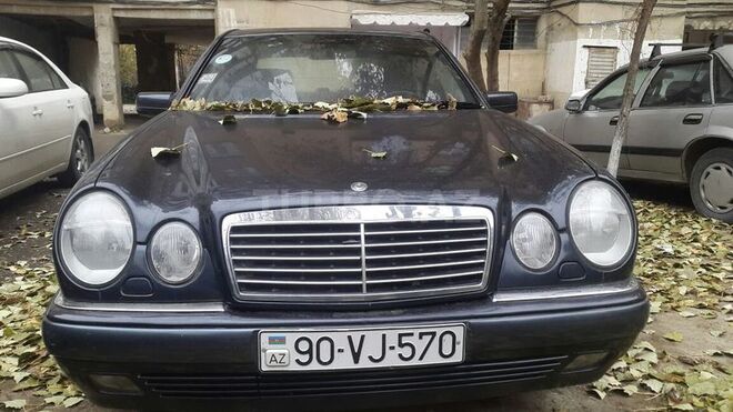 Mercedes E 240 1998, 151,000 km - 2.6 l - Bakı