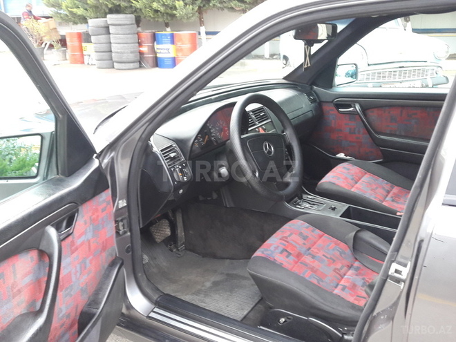 Mercedes C 180 1995, 308,000 km - 1.8 l - Bakı