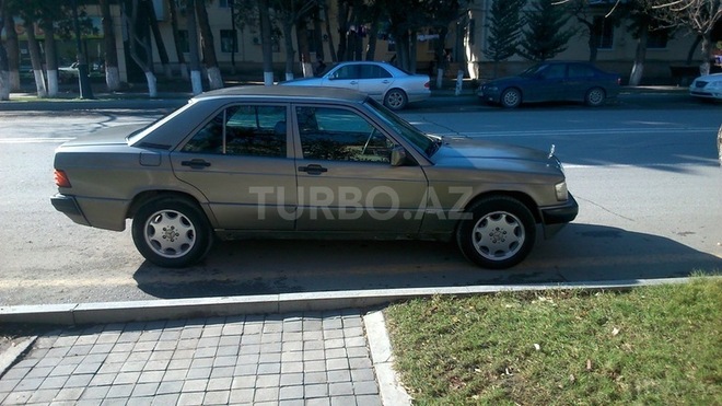 Mercedes 190 1990, 250,000 km - 1.8 l - Sumqayıt