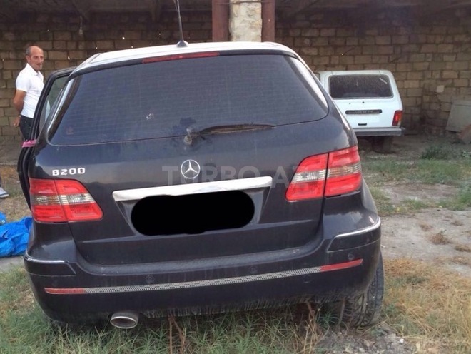 Mercedes B 200 2008, 88,000 km - 2.0 л - Neftçala