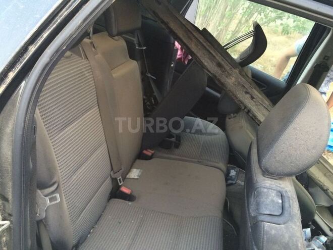 Mercedes B 200 2008, 88,000 km - 2.0 л - Neftçala