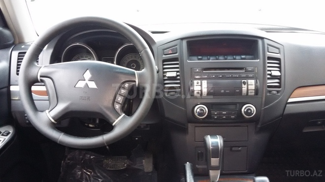 Mitsubishi Pajero 2007, 131,000 km - 3.0 л - Bakı