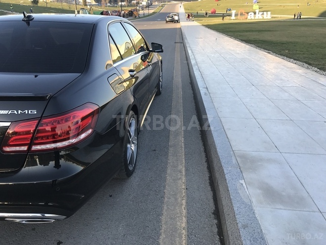 Mercedes E 300 2014, 34,000 km - 3.5 l - Bakı