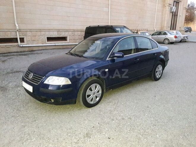 Volkswagen Passat 2003, 156,000 km - 2.0 l - Bakı
