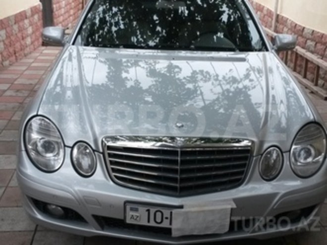 Mercedes E 220 2007, 246,000 km - 0.2 л - Bakı