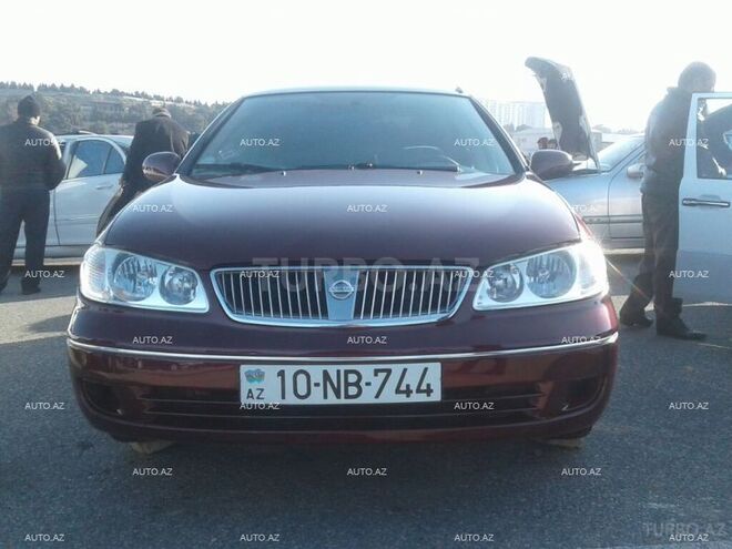 Nissan Sunny 2004, 246,000 km - 1.6 л - Bakı