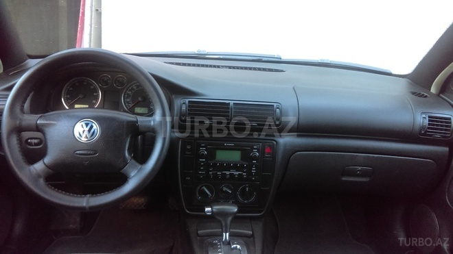 Volkswagen Passat 2002, 213,000 km - 1.8 l - Bakı