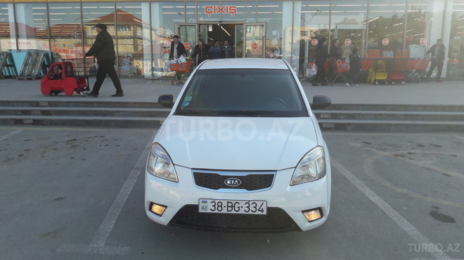 Kia Rio 2009, 246,000 km - 1.4 l - Bakı